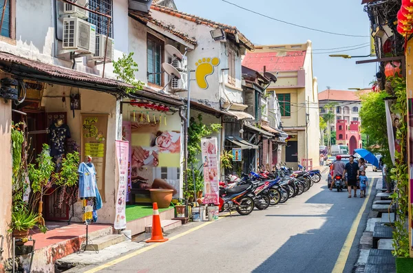 Jonker Street is de centrum straat van Chinatown in Malakka. — Stockfoto