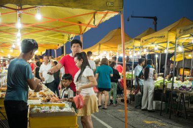 Kuala Lumpur,Malezya - 4 Eylül 2019 : İnsanlar alışveriş görülebilir