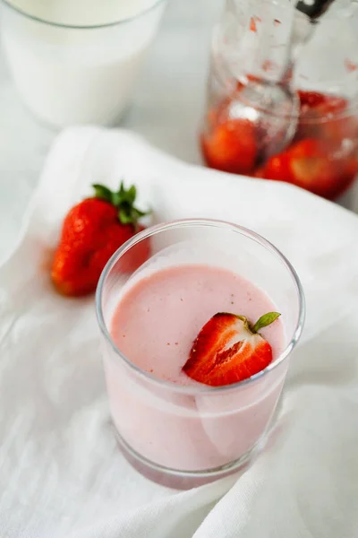 Organic Probiotic Milk Kefir Drink Yogurt Strawberry Glass White Grey — Stock Photo, Image