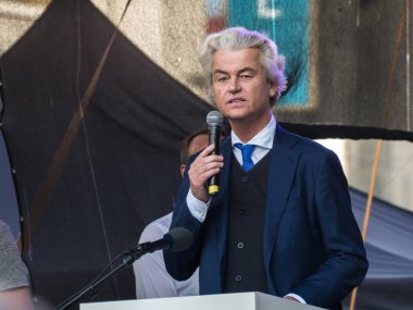 Prag'daki Avrupalı aşırılık yanlıları