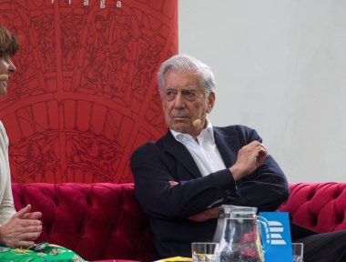 Nobel Edebiyat Ödülü laureat Mario Vargas Llosa Kitap Wor