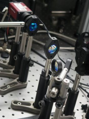 Hilase ve Eli Beamlines lazer cen ışık Uluslararası gün