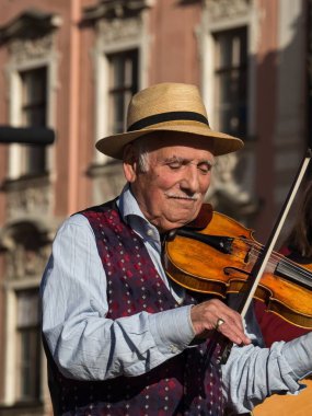  21. uluslararası festival Prag ülkelerinin kalbi. 