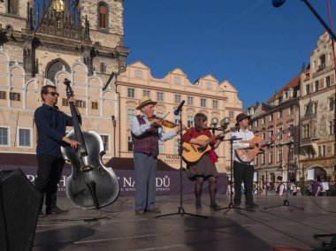  21. uluslararası festival Prag ülkelerinin kalbi. 