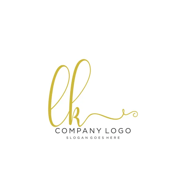 Projeto Inicial Logotipo Caligrafia Logotipo Escrito Mão Design Bonito Para —  Vetores de Stock