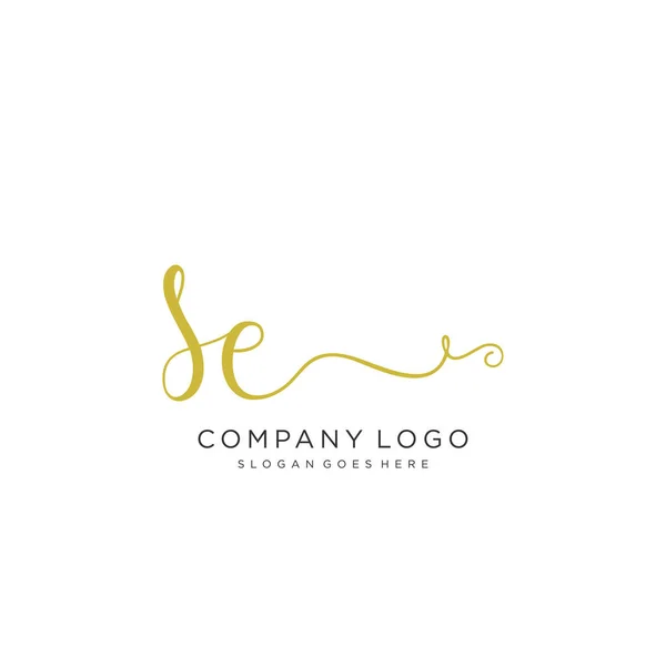 初期の手書きロゴデザインファッション チーム 結婚式 高級ロゴのための美しい手書きのロゴ — ストックベクタ