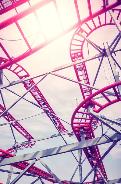 Vintage Zdjęcie Stylizowane Roller Coaster Utworów Parku Rozrywki Zachodzie Słońca — Zdjęcie stockowe