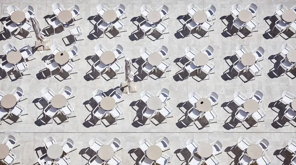 Vista Superior Muitas Mesas Plástico Com Cadeiras — Fotografia de Stock