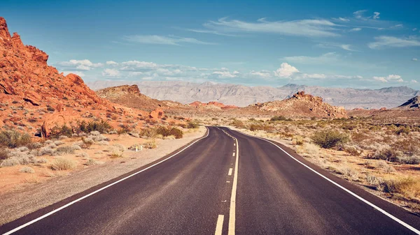 Retro Stylized Picture Desert Road Travel Concept — Stock Photo, Image