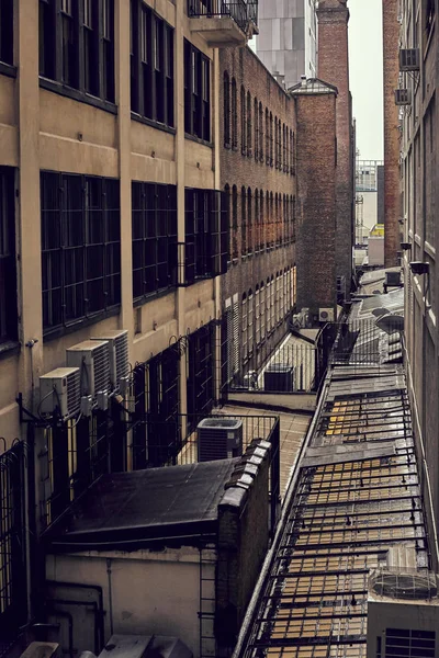 Retro Stonowanych Starych Budynków Przemysłowych Nowym Jorku Deszczowy Dzień Stany — Zdjęcie stockowe