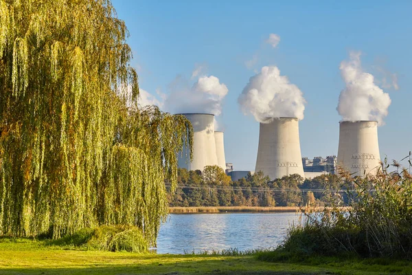 Roken Van Schoorstenen Natuur Milieuvervuiling Concept — Stockfoto