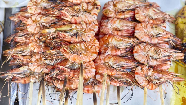 Grilled Shrimp Skewers Street Food Stall — Stock Photo, Image