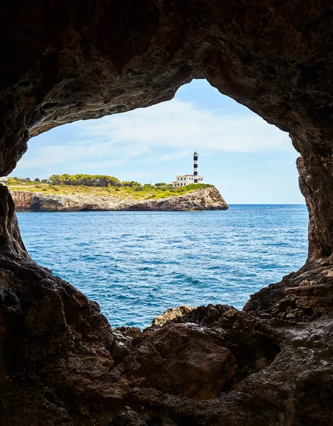 Faro Portocolom Visto Desde Una Cueva Mallorca España — Foto de Stock