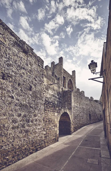 Alcudia Altstadt Mittelalterliche Mauer Farbige Bild Mallorca Spanien — Stockfoto