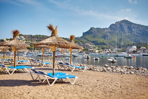 Rano Plaży Miejscowości Port Sóller Majorka Hiszpania — Zdjęcie stockowe