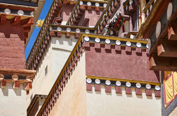 Podrobnosti architektura Songzanlin klášter, Čína. — Stock fotografie