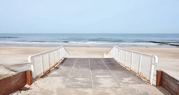 Άποψη του μια είσοδος για την παραλία. — Φωτογραφία Αρχείου