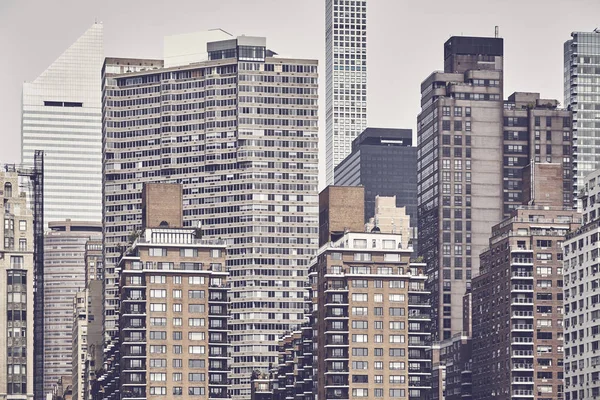 Paisaje urbano de Manhattan visto desde la isla Roosevelt, Nueva York . — Foto de Stock