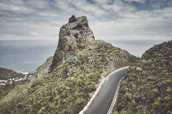 Scenic mountain road in Anaga Rural Park, Tenerife, Spain. — Stock Photo, Image