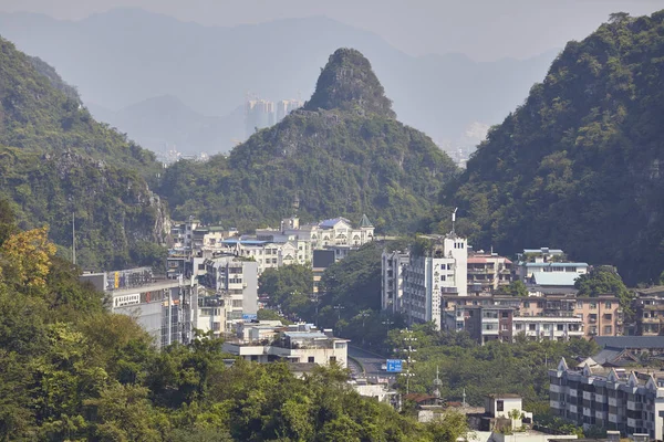 Vyhlídkový pohled na město Guilin. — Stock fotografie