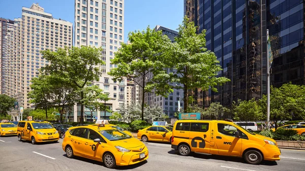 New York Usa June 2018 Κίτρινα Ταξί Στο Broadway Road — Φωτογραφία Αρχείου