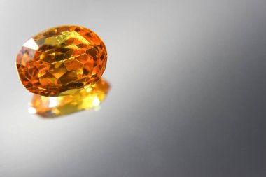 Doğal sarı Safir değerli taş