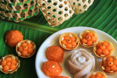 Geleneksel Tay Tatlısı, yapay tay tatlılarının yakın çekimi