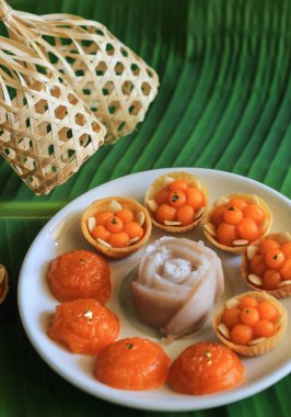 Geleneksel Tay Tatlısı, yapay tay tatlılarının yakın çekimi