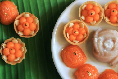 Geleneksel Tay Tatlısı, yapay tay tatlılarının yakın çekimi