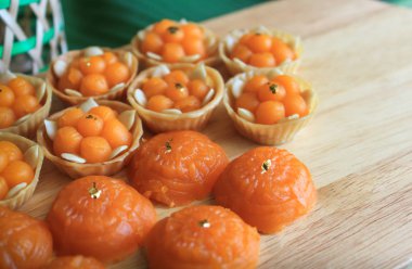 Geleneksel Tay Tatlısı, yapay tay tatlılarının yakın çekimi