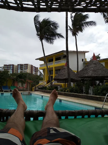 Legs Man Relaxing Swimming Pool — Stock Photo, Image