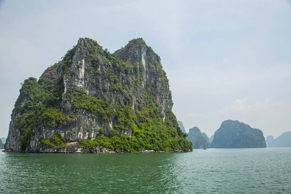 Halong Bay Vietnam Unesco Světové Dědictví Přírodní Krajina Přírodní Zázemí — Stock fotografie