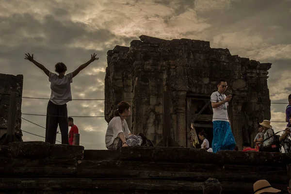 Angkor Wat Siem Reap Camboja Agosto 2017 Pessoas Ruínas Antigas — Fotografia de Stock