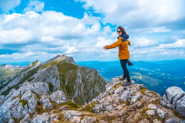 Der Berg Aizkorri Ist Mit 1523 Metern Der Höchste Guipzcoa — Stockfoto