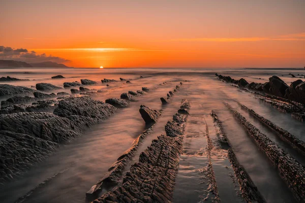 Απίστευτο Flysch Ένα Όμορφο Ηλιοβασίλεμα Στη Σακονέτα Είναι Μια Παραλία — Φωτογραφία Αρχείου
