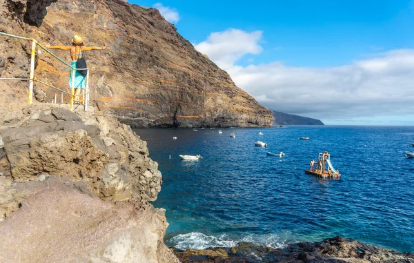 Jovem Turista Verão Miradouro Olhando Apreciando Enseada Puerto Puntagorda Ilha — Fotografia de Stock