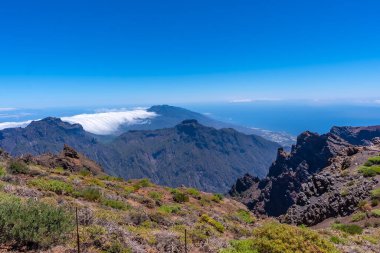 Caldera de Taburiente, La Palma, Kanarya Adaları 'ndaki Roque de los Muchachos panoramik manzarası. İspanya