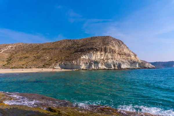 Krásné Bílé Skalní Stěny Cala Enmedio Přírodním Parku Cabo Gata — Stock fotografie