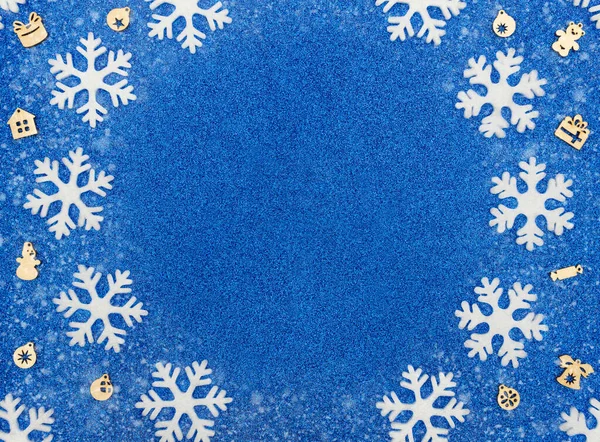 Natal Inverno Fundo Azul Com Flocos Neve Brancos Decorações Madeira — Fotografia de Stock