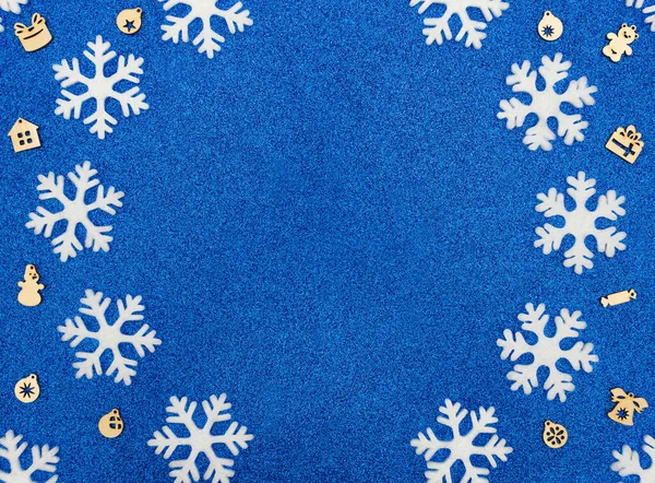 Natal Inverno Fundo Azul Com Flocos Neve Brancos Decorações Madeira — Fotografia de Stock