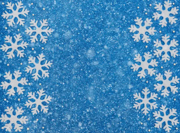 Різдвяний Або Зимовий Синій Фон Білими Сніжинками Бісером Снігом Новорічна — стокове фото