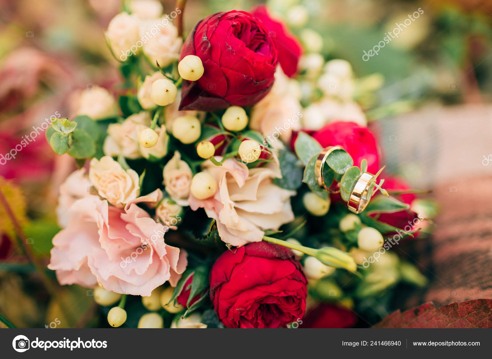 Wedding Rings Wedding Bouquet Details Autumn Wedding Autumn Bridal