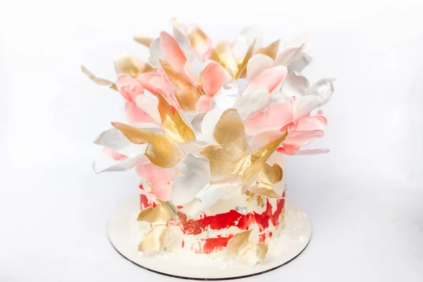 A wedding cake. Festive white cake with butterflies — Stock Photo, Image