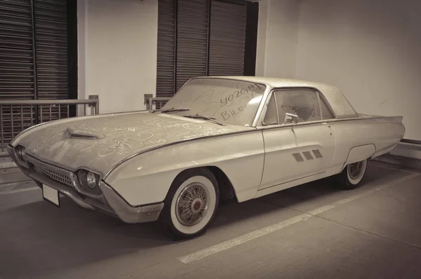 Foto Coche Viejo Polvoriento Abandonado — Foto de Stock