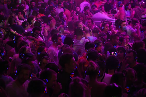 Novi Sad Serbia July 2017 Crowd Enjoying Silent Disco Stage — Stock Photo, Image