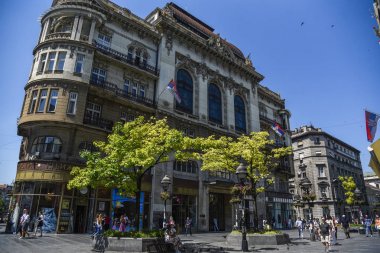 Belgrad, Sırbistan - 26 Haziran 2019: Belgrad'da Knez Mihajlova sokağında Sırbistan Sanat ve Bilim Akademisi Binası. 
