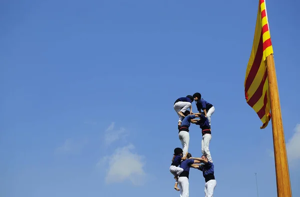 Barcelona Spanien September 2014 Castellers Bemanna Står Hög Katalonien Sjunger — Stockfoto