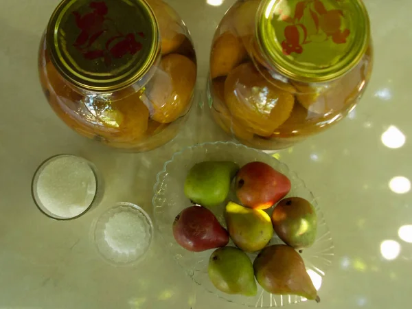 Canned Pears Table — Stock Photo, Image