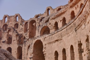 El-Jem antik Roma amfitiyatrosu kalıntıları. En büyük c