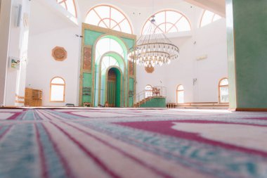 Bosna-Hersek 'in Travnik kentindeki Kalibunar camii, içişleri, j
